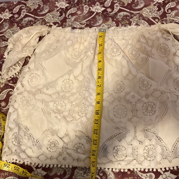 Lace top - Picture 5 of 6